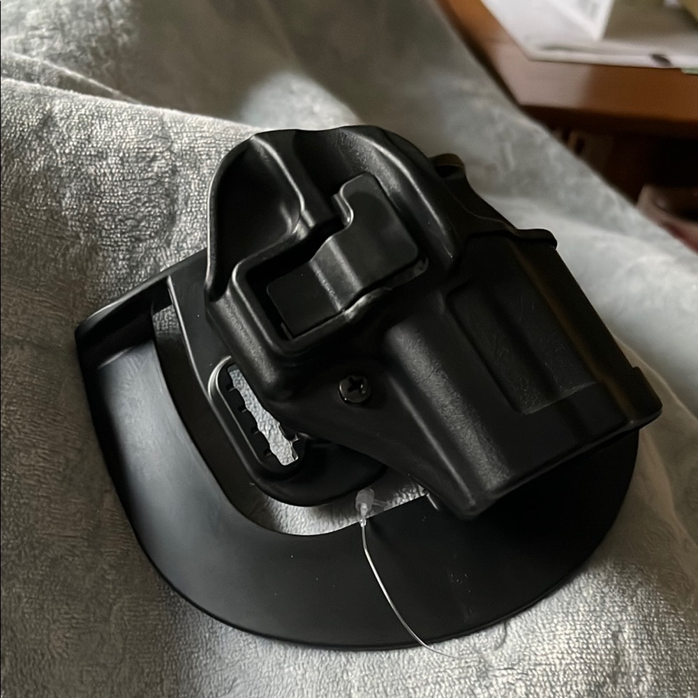 Blackhawk close quarters concealment  Tactical Holster
